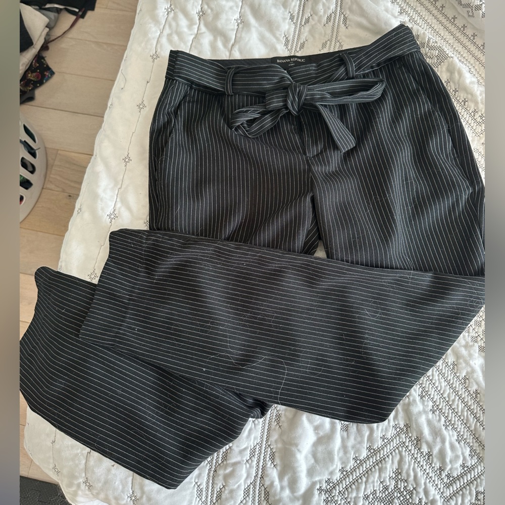 Banana Republic Avery Fit Striped Cropped Dress Pant